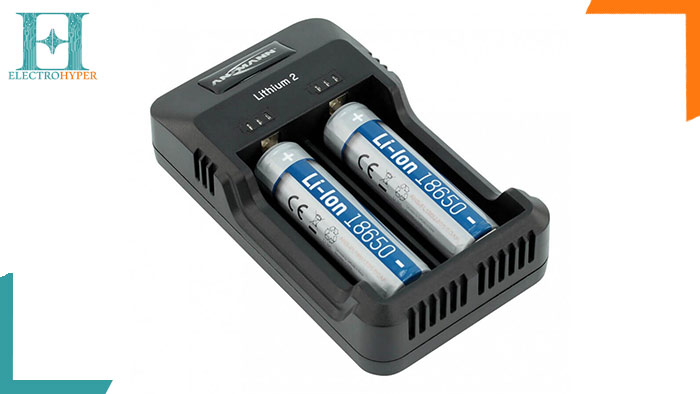 عکس انواع جنس باتری قابل شارژ لیتیوم یون در شارژر باتری